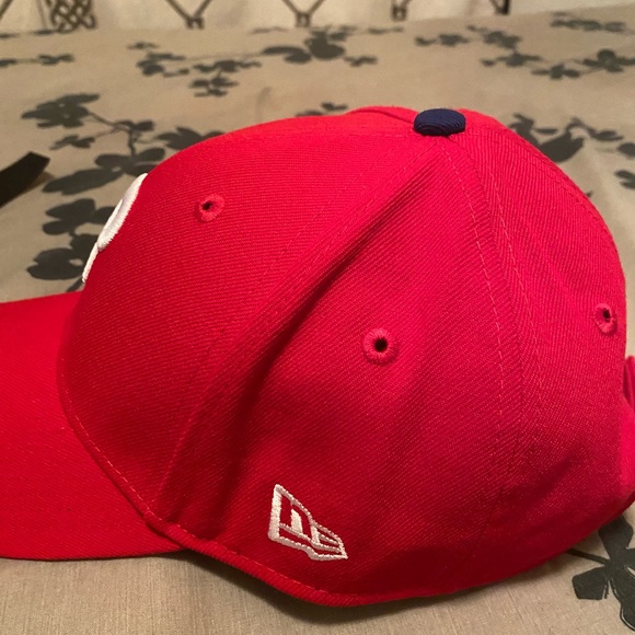 Authentic Philadelphia Phillies fitted hat - Picture 3 of 4